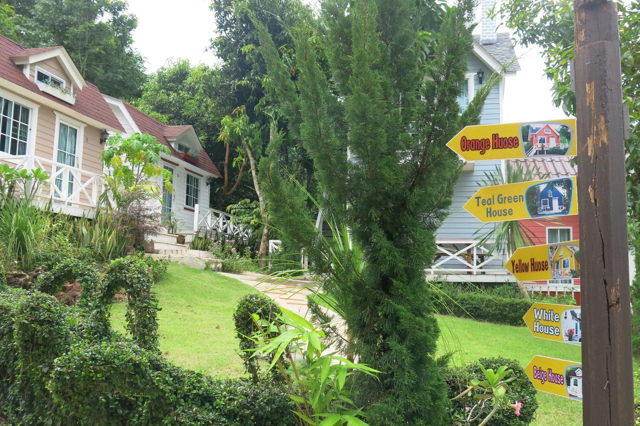 Suriyan Villa Kanchanaburi Esterno foto